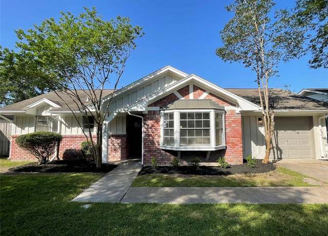 Property at 7846 Marinette Dr, Houston, TX 77074, 4 beds, 2.5 baths