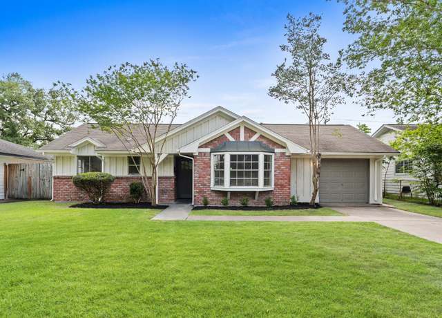Property at 7846 Marinette Dr, Houston, TX 77074, 4 beds, 2.5 baths