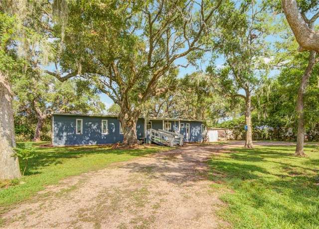 Property at 2726 Shady Creek Ln, Oyster Creek, TX 77541, 3 beds, 2 baths