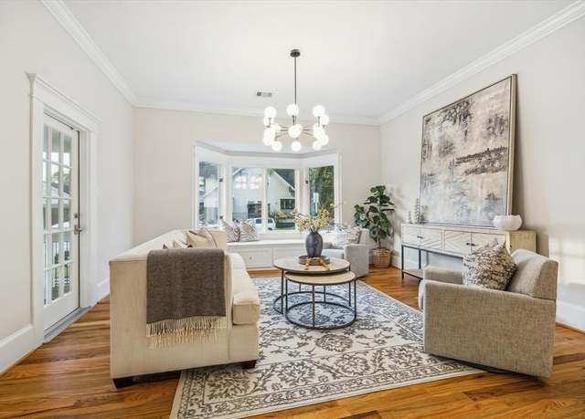 Property at 1343 Allston St, Houston, TX 77008, 4 beds, 3.5 baths