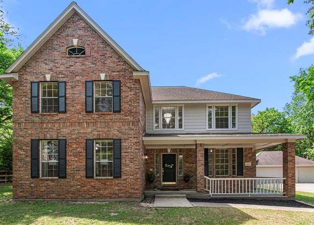 Property at 6811 S Trace Dr, Magnolia, TX 77354, 5 beds, 3.5 baths