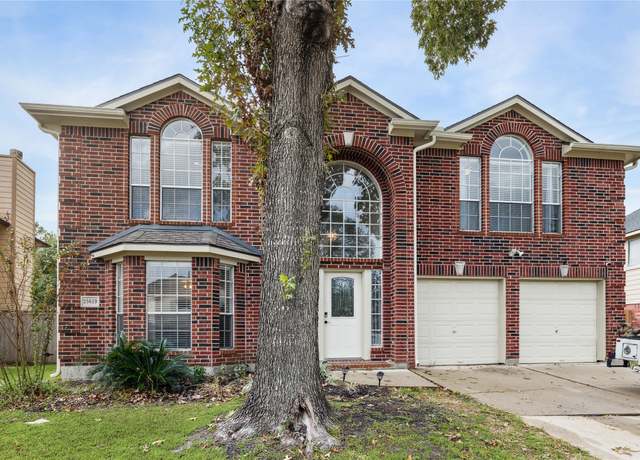 Property at 25619 Oakridge Forest Ln, Klein, TX 77386, 4 beds, 2.5 baths