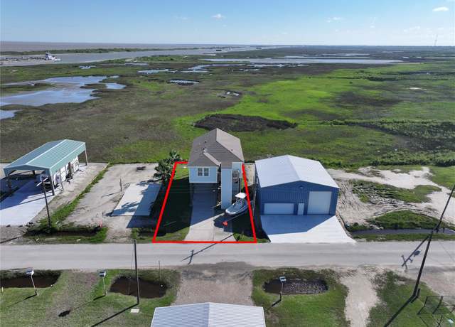 Property at 1226 E Canal Dr, Crystal Beach, TX 77650, 3 beds, 2 baths
