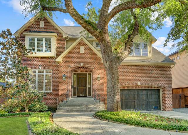 Property at 3711 Tartan Ln, Houston, TX 77025, 4 beds, 4.5 baths