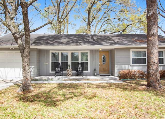 Property at 8106 Montridge Dr, Houston, TX 77055, 3 beds, 1.5 baths