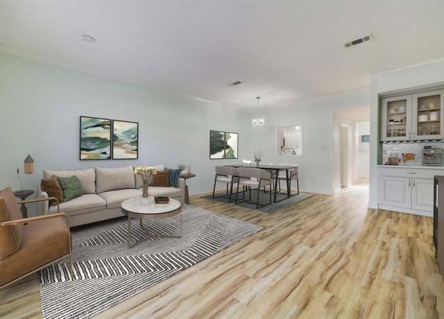Property at 7463 Brompton St #7463, Houston, TX 77025, 2 beds, 2.5 baths