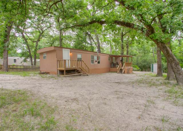 Property at 1209 Trinity Cove Dr, Trinity, TX 75862, 2 beds, 1 bath