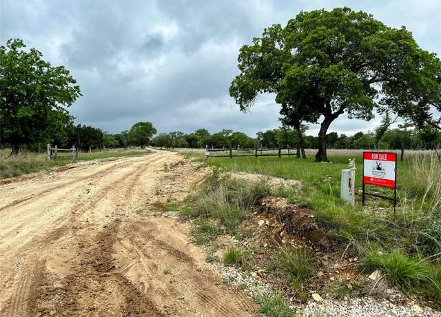 Property at 315 Witt Rd, Center Point, TX 78010