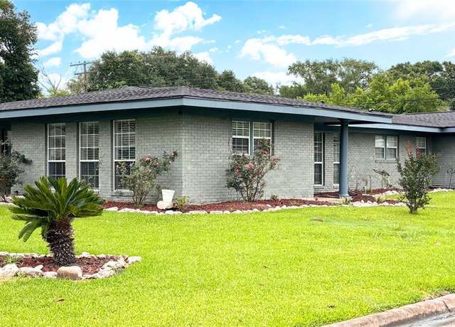 Property at 4400 Bethany St, Port Arthur, TX 77642, 3 beds, 2 baths