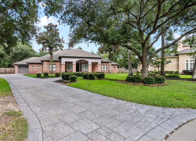 Property at 13406 Pinnacle Pl, Houston, TX 77069, 3 beds, 3 baths