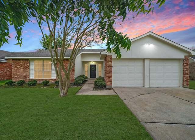 Property at 506 King Dr, Richmond, TX 77469, 3 beds, 2 baths