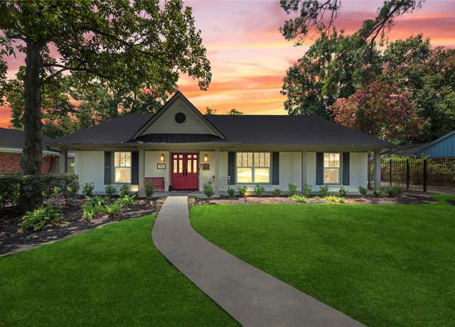 Property at 5617 Valerie St, Houston, TX 77081, 3 beds, 2 baths
