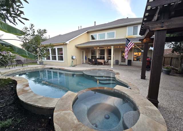 Property at 18522 Cascade Timbers Ln, Tomball, TX 77377, 4 beds, 3.5 baths