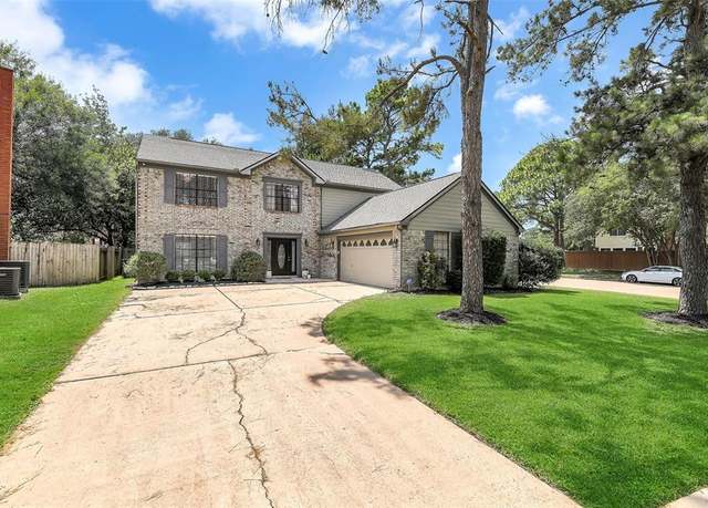 Property at 16202 Elm Point Ct, Houston, TX 77095, 4 beds, 2.5 baths