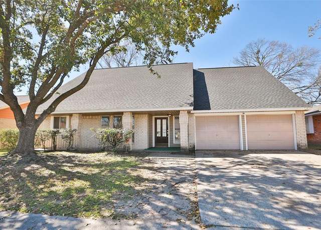 Property at 11431 Bethnal Green Dr, Houston, TX 77066, 3 beds, 2.5 baths