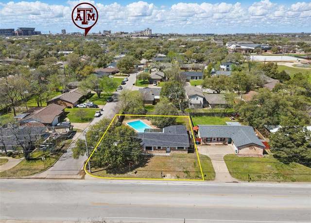 Property at 1401 Holleman Dr, College Station, TX 77840, 3 beds, 2 baths