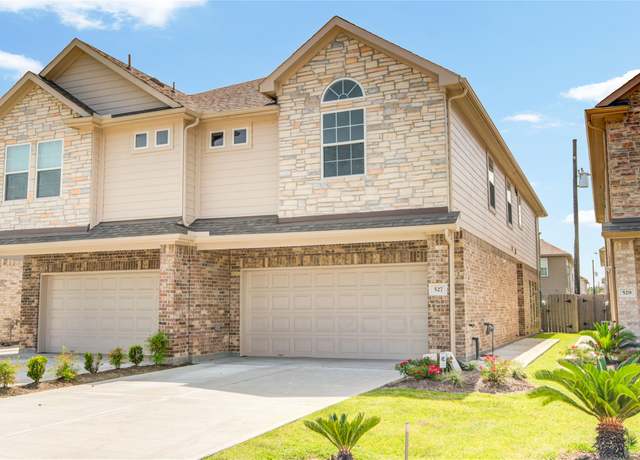 Property at 527 Dr Martin Luther King Jr Dr Unit D, La Porte, TX 77571, 4 beds, 2.5 baths