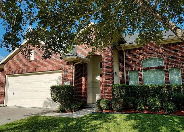 Property at 2711 Shallow Falls Ct, Pearland, TX 77584, 4 beds, 2.5 baths