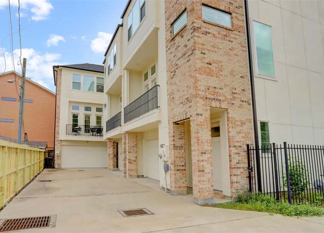 Property at 4407 Marina St Unit B, Houston, TX 77007, 3 beds, 3.5 baths