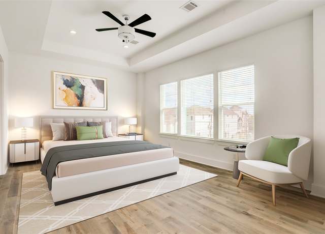 Property at 4407 Marina St Unit B, Houston, TX 77007, 3 beds, 3.5 baths