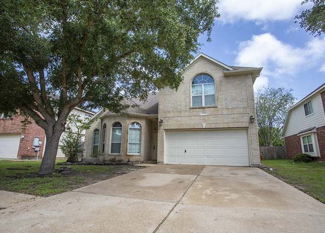 Property at 21926 Crestworth Ln, Katy, TX 77449, 4 beds, 2.5 baths