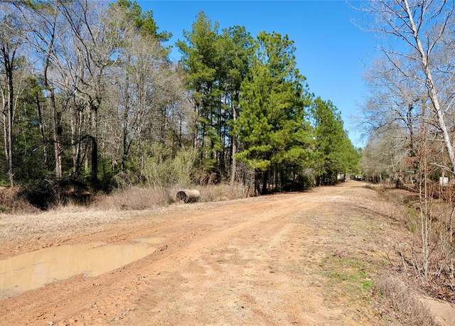 Property at 801 Bayou Oaks St, Cleveland, TX 77328