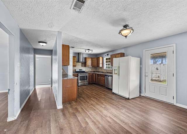 Property at 1826 Reese St, Liberty, TX 77575, 3 beds, 2 baths