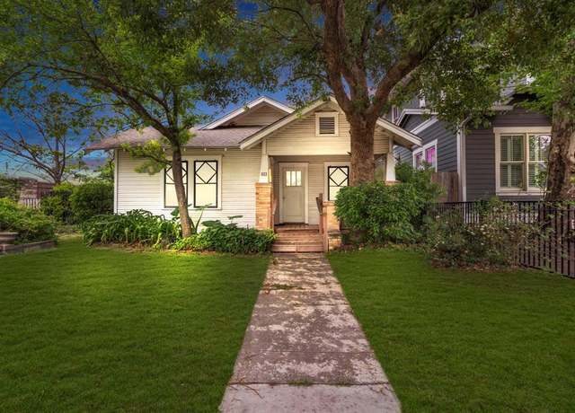 Property at 623 E 13th St, Houston, TX 77008, 2 beds, 1 bath