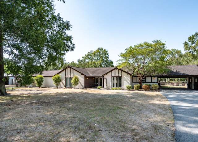 Property at 16410 Fm 1485 Rd, Conroe, TX 77306, 3 beds, 2.5 baths