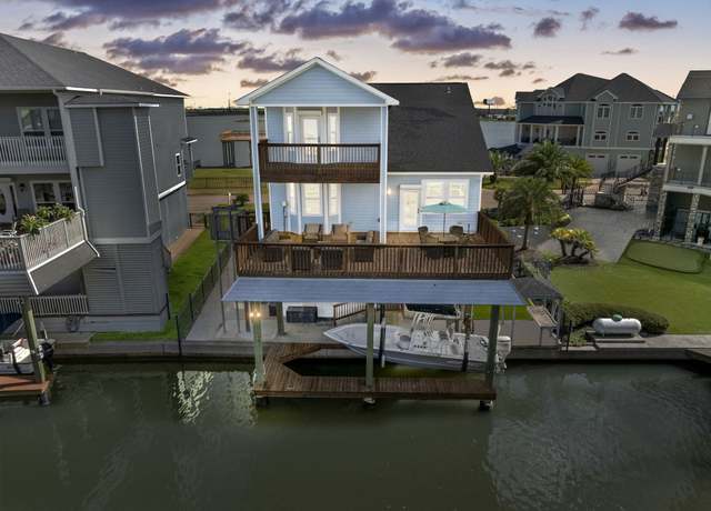 Property at 413 Jeanie Lynne Cir, Tiki Island, TX 77554, 4 beds, 3.5 baths