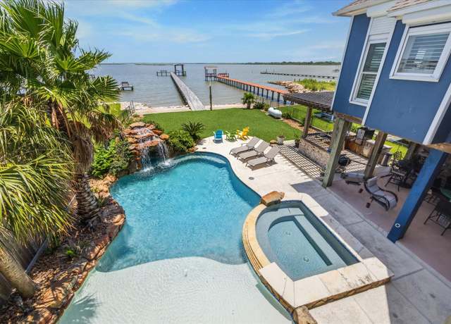 Property at 1623 Dick Bay Dr, San Leon, TX 77539, 3 beds, 2.5 baths