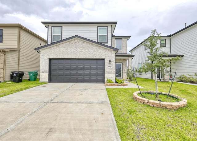 Property at 10725 Bancroft Park Ln, Houston, TX 77075, 4 beds, 2.5 baths
