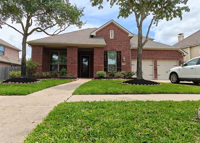 Property at 5551 Twin Rivers Ln, Sugar Land, TX 77479, 5 beds, 4 baths