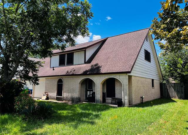 Property at 7318 Castleview Ln, Missouri City, TX 77489, 5 beds, 3 baths