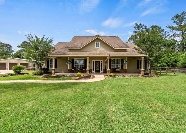 Property at 30710 N Holly Oaks Cir, Magnolia, TX 77355, 4 beds, 4.5 baths