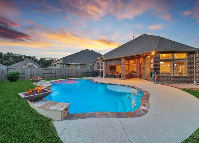 Property at 15715 Holloway Creek Ct, Houston, TX 77044, 3 beds, 2 baths