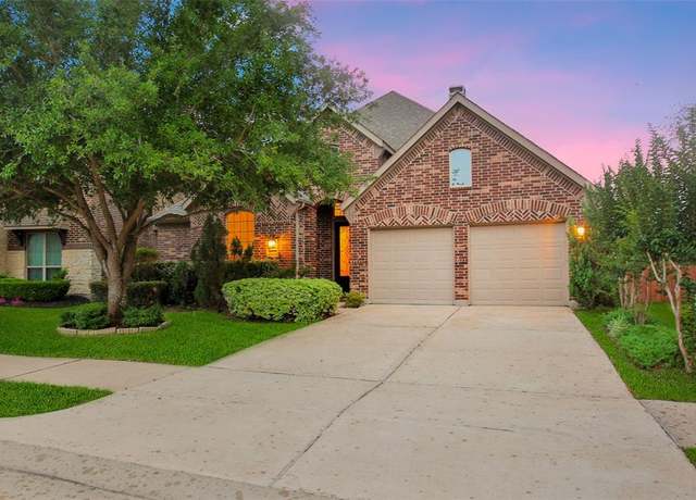 Property at 10938 Glenrothers Dr, Richmond, TX 77407, 4 beds, 3 baths