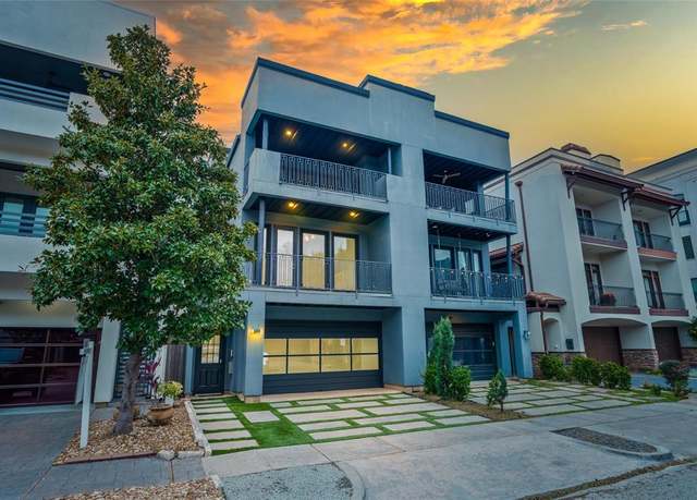 Property at 1016 Crocker St, Houston, TX 77019, 3 beds, 2.5 baths
