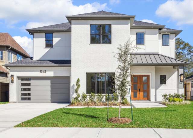 Property at 1642 Viking Dr, Houston, TX 77018, 5 beds, 4.5 baths