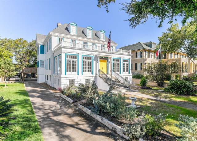 Property at 2920 Avenue O, Galveston, TX 77550, 3 beds, 3 baths