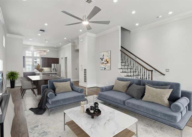 Property at 1129 W 21st St, Houston, TX 77008, 3 beds, 3.5 baths