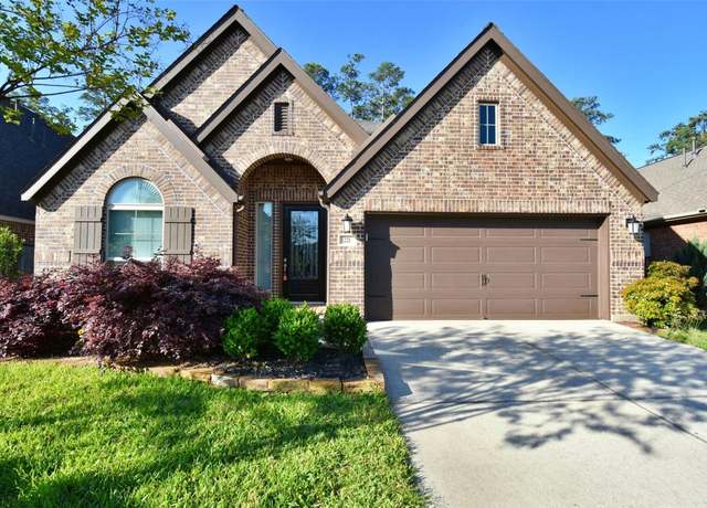 Property at 221 Red Petal Way, Conroe, TX 77304, 4 beds, 3 baths
