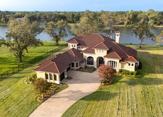 Property at 703 Orchard Ln, Sugar Land, TX 77498, 4 beds, 5 baths
