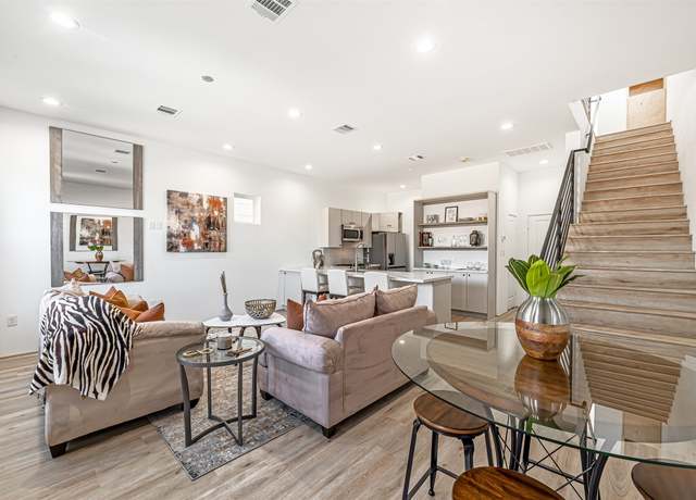 Property at 15000 S Richmond Ave #5, Houston, TX 77082, 3 beds, 3.5 baths