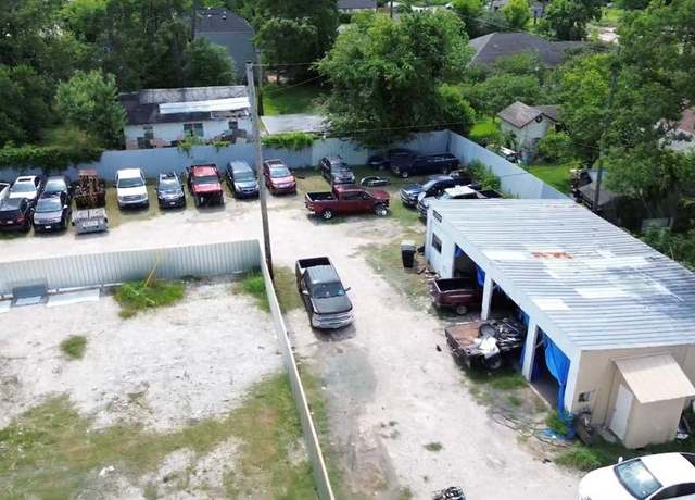 Property at 8717 Sunderland Rd, Houston, TX 77028