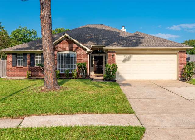 Property at 4918 Heritage Plains Dr, Friendswood, TX 77546, 3 beds, 2 baths