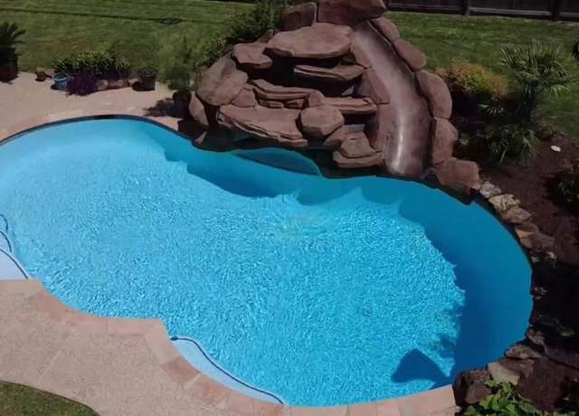 Property at 7531 Tranquil River Dr, Pasadena, TX 77505, 5 beds, 3 baths