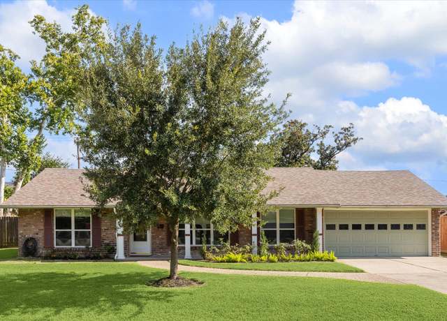 Property at 8911 Blankenship Drive Dr, Houston, TX 77080, 3 beds, 2 baths