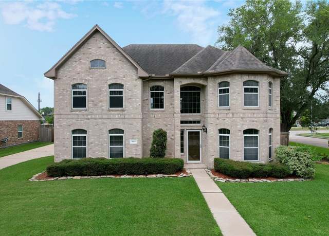 Property at 6314 Avenel Dr, Pasadena, TX 77505, 5 beds, 3.5 baths