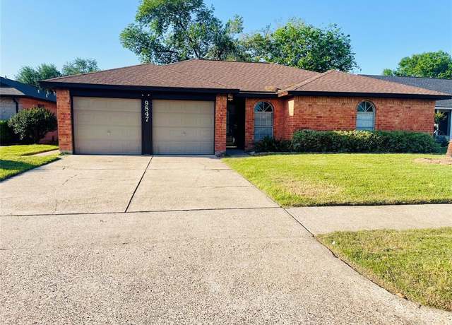 Property at 9847 Rocky Hollow Rd, La Porte, TX 77571, 3 beds, 2 baths